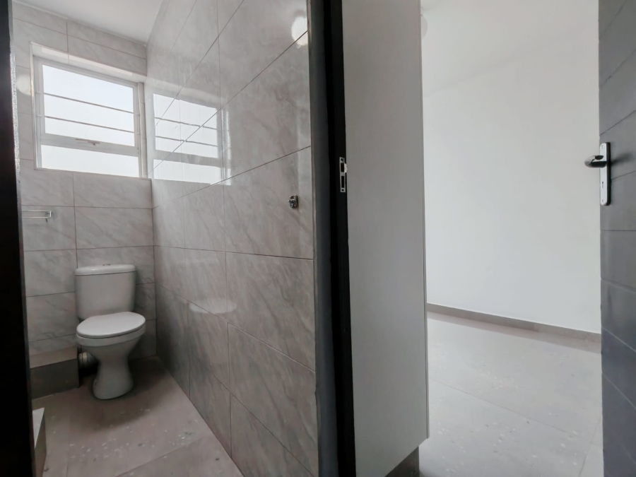 2 Bedroom Property for Sale in Morningside KwaZulu-Natal