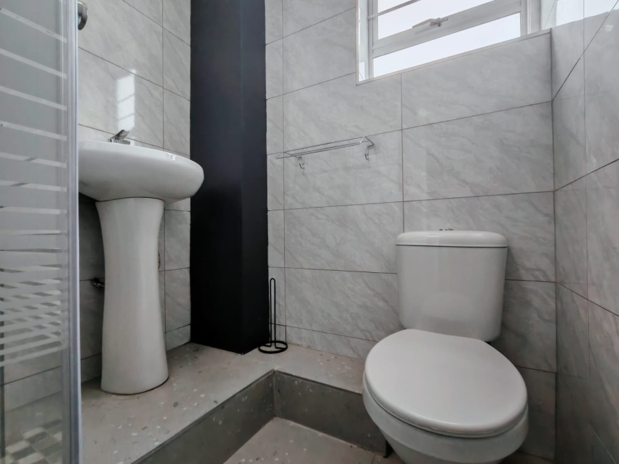2 Bedroom Property for Sale in Morningside KwaZulu-Natal