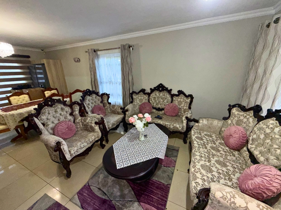 3 Bedroom Property for Sale in Raisethorpe KwaZulu-Natal
