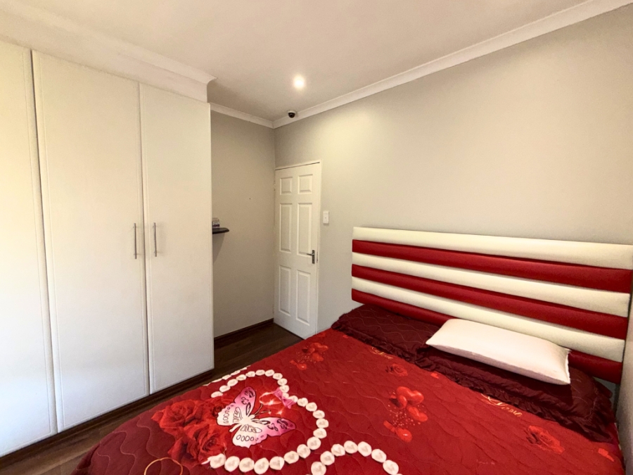 3 Bedroom Property for Sale in Raisethorpe KwaZulu-Natal