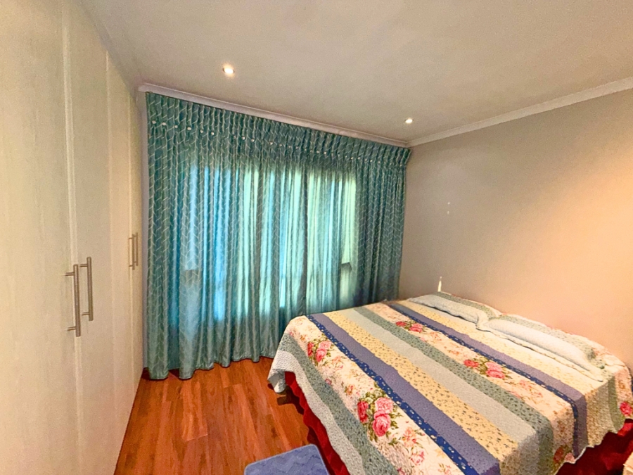 3 Bedroom Property for Sale in Raisethorpe KwaZulu-Natal