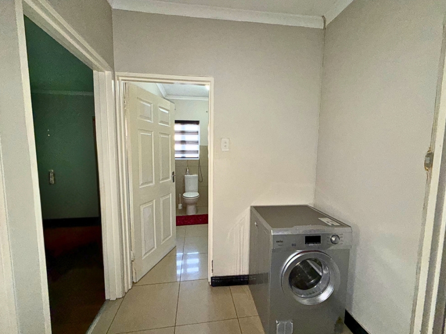3 Bedroom Property for Sale in Raisethorpe KwaZulu-Natal