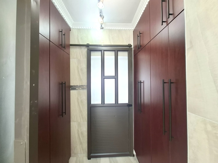 4 Bedroom Property for Sale in Atholl Heights KwaZulu-Natal