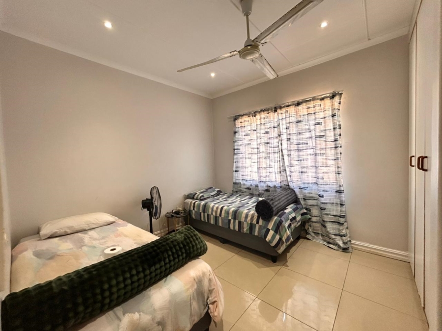 7 Bedroom Property for Sale in Meer En See KwaZulu-Natal