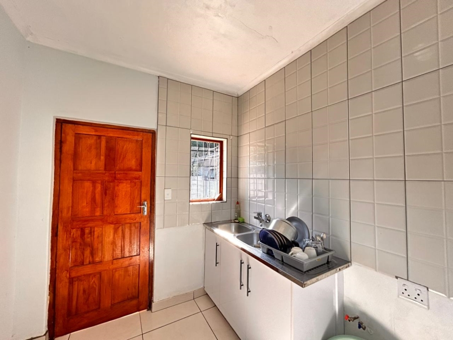 7 Bedroom Property for Sale in Meer En See KwaZulu-Natal