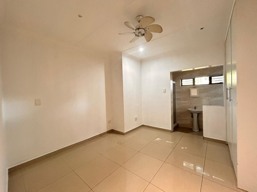 7 Bedroom Property for Sale in Meer En See KwaZulu-Natal