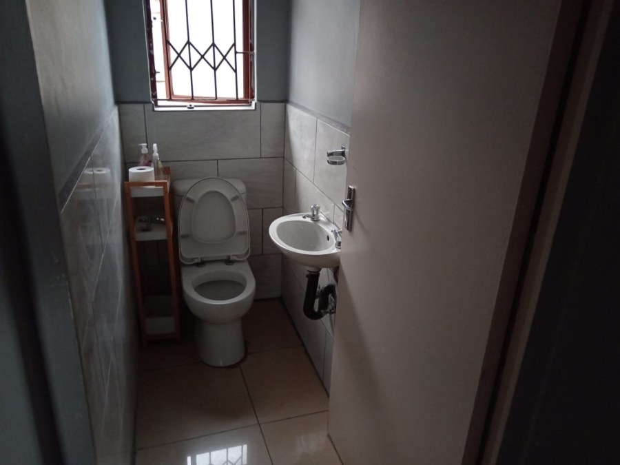 To Let 3 Bedroom Property for Rent in Umhlathuze KwaZulu-Natal