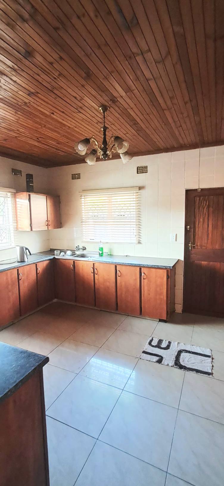 To Let 1 Bedroom Property for Rent in Hilltop Gardens KwaZulu-Natal