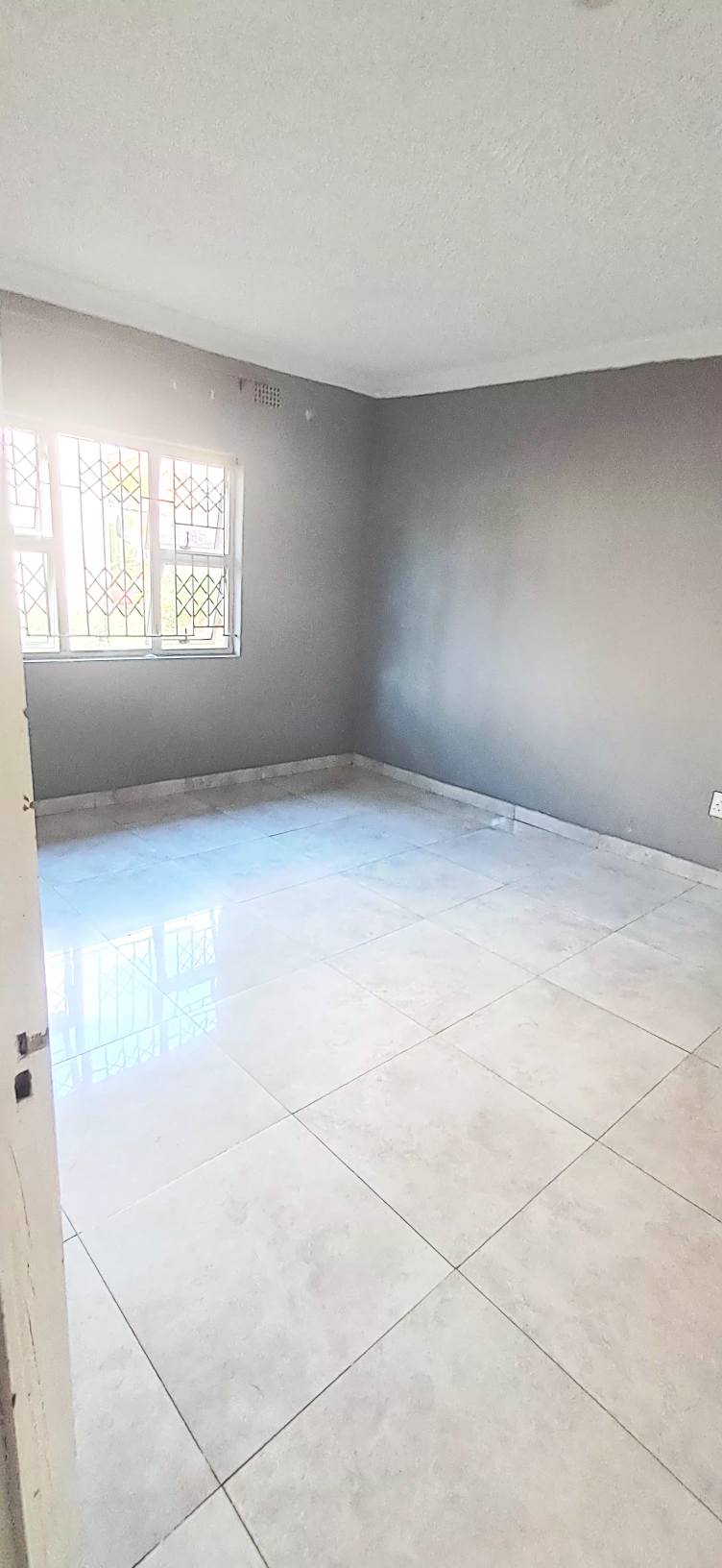 To Let 1 Bedroom Property for Rent in Hilltop Gardens KwaZulu-Natal