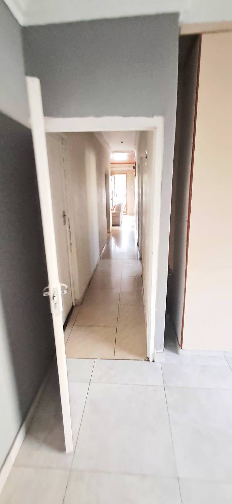 To Let 1 Bedroom Property for Rent in Hilltop Gardens KwaZulu-Natal