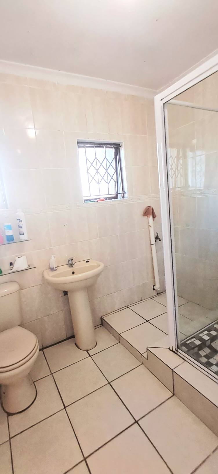 To Let 1 Bedroom Property for Rent in Hilltop Gardens KwaZulu-Natal
