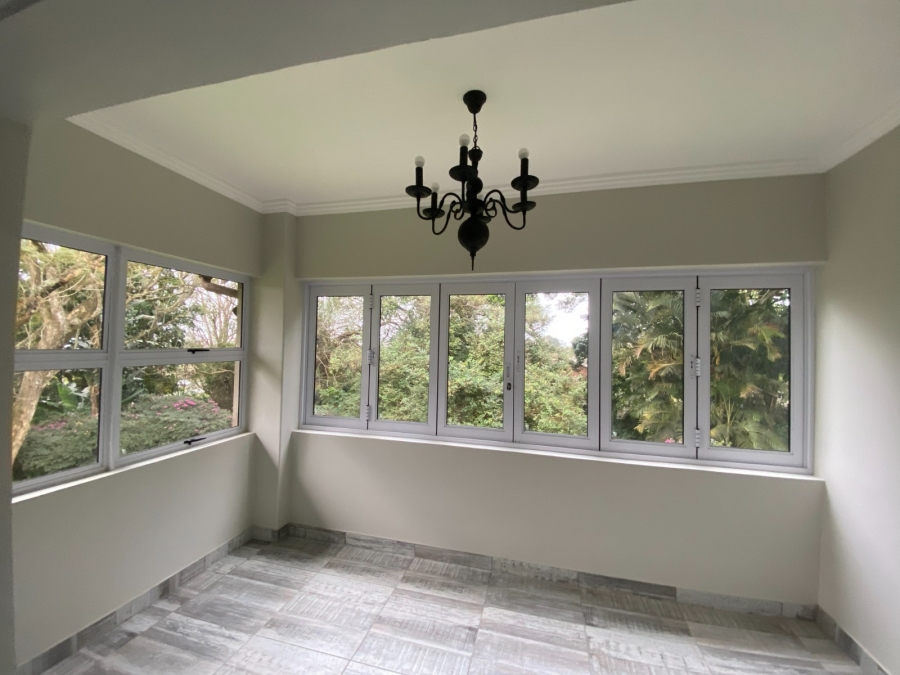 To Let 3 Bedroom Property for Rent in Kloof KwaZulu-Natal