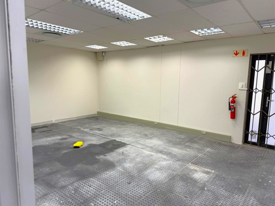 To Let Commercial Property for Rent in Riverhorse Valley KwaZulu-Natal