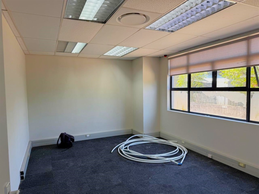To Let Commercial Property for Rent in Riverhorse Valley KwaZulu-Natal