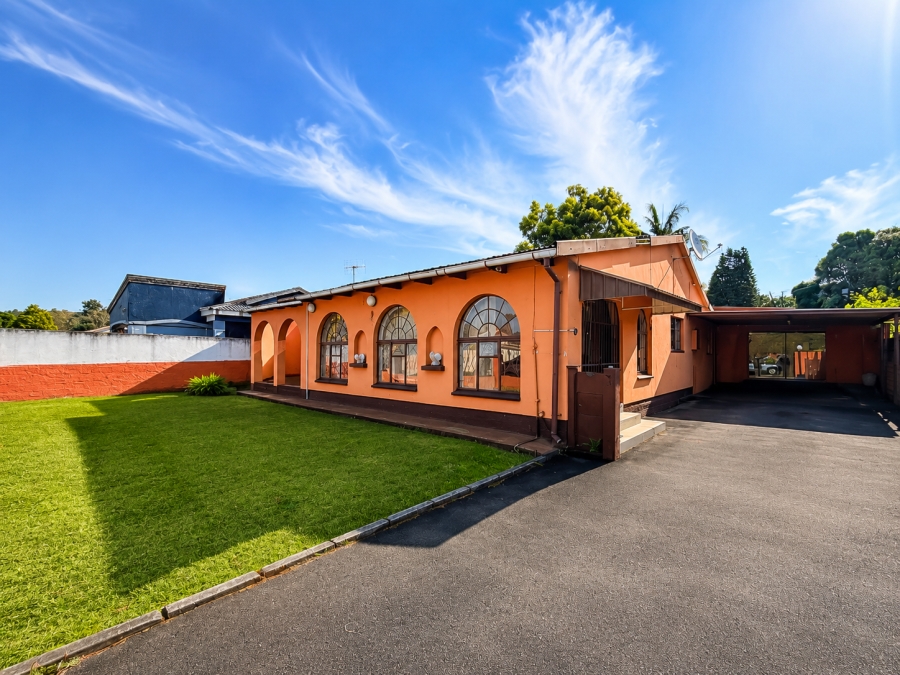 5 Bedroom Property for Sale in Chasedene KwaZulu-Natal