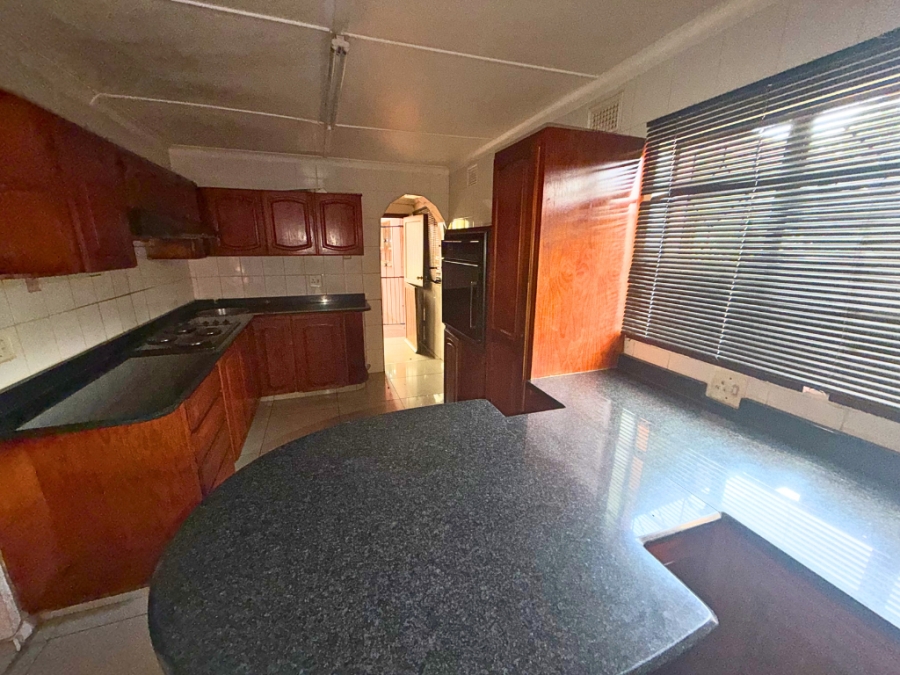 5 Bedroom Property for Sale in Chasedene KwaZulu-Natal