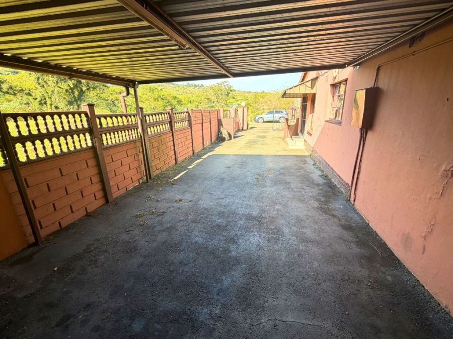 5 Bedroom Property for Sale in Chasedene KwaZulu-Natal