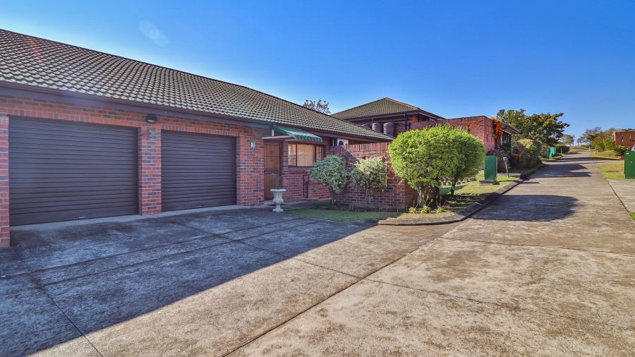 2 Bedroom Property for Sale in Amber Ridge KwaZulu-Natal