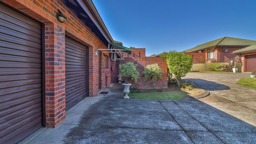 2 Bedroom Property for Sale in Amber Ridge KwaZulu-Natal