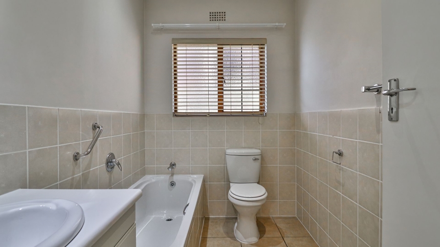 2 Bedroom Property for Sale in Amber Ridge KwaZulu-Natal