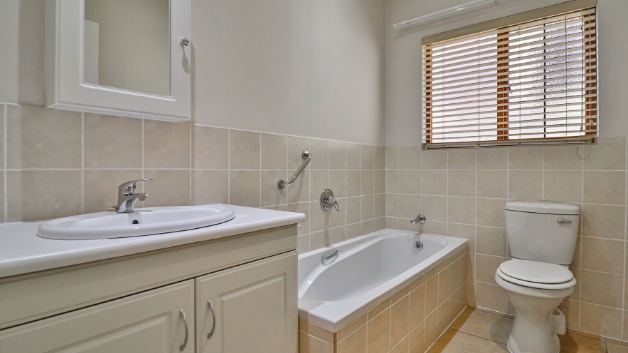 2 Bedroom Property for Sale in Amber Ridge KwaZulu-Natal