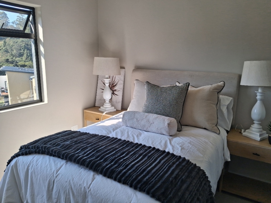 2 Bedroom Property for Sale in Waterfall KwaZulu-Natal