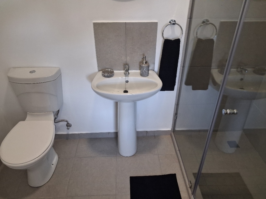 2 Bedroom Property for Sale in Waterfall KwaZulu-Natal