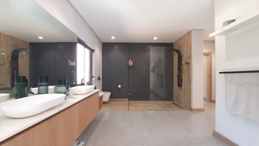 5 Bedroom Property for Sale in Simbithi Eco Estate KwaZulu-Natal