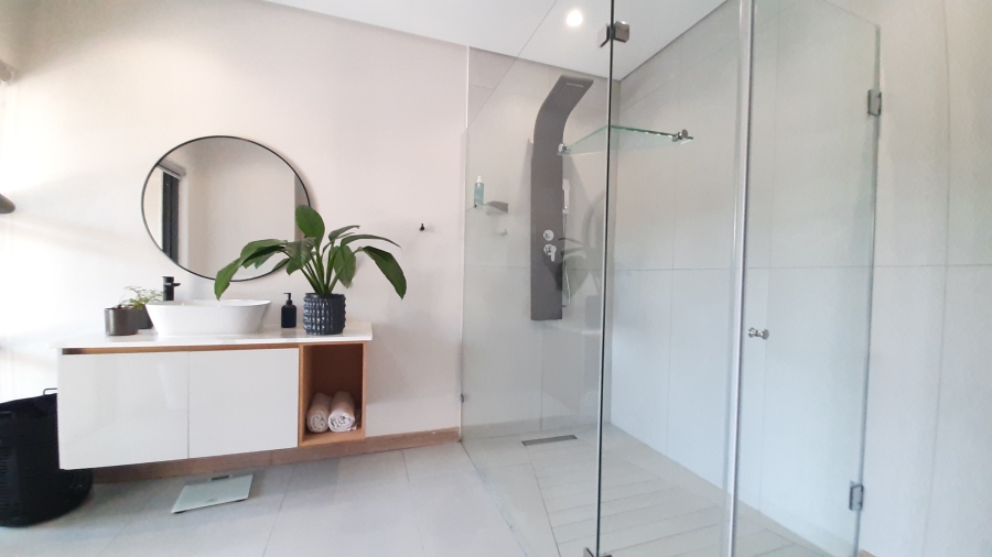 5 Bedroom Property for Sale in Simbithi Eco Estate KwaZulu-Natal