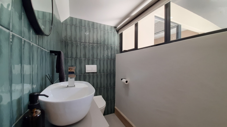 5 Bedroom Property for Sale in Simbithi Eco Estate KwaZulu-Natal