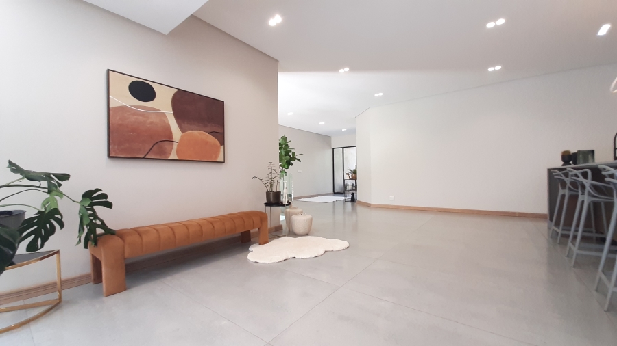 5 Bedroom Property for Sale in Simbithi Eco Estate KwaZulu-Natal