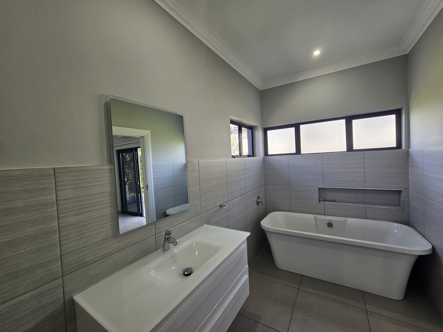 3 Bedroom Property for Sale in New Salt Rock City KwaZulu-Natal