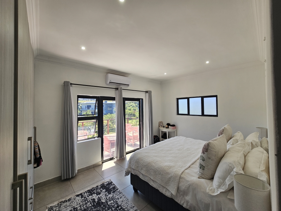 4 Bedroom Property for Sale in New Salt Rock City KwaZulu-Natal