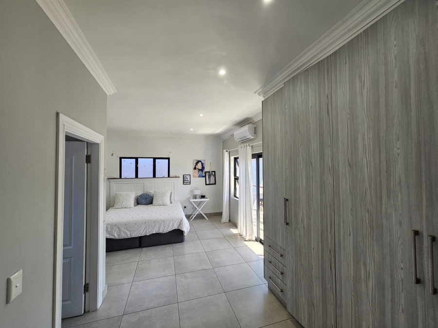 4 Bedroom Property for Sale in New Salt Rock City KwaZulu-Natal