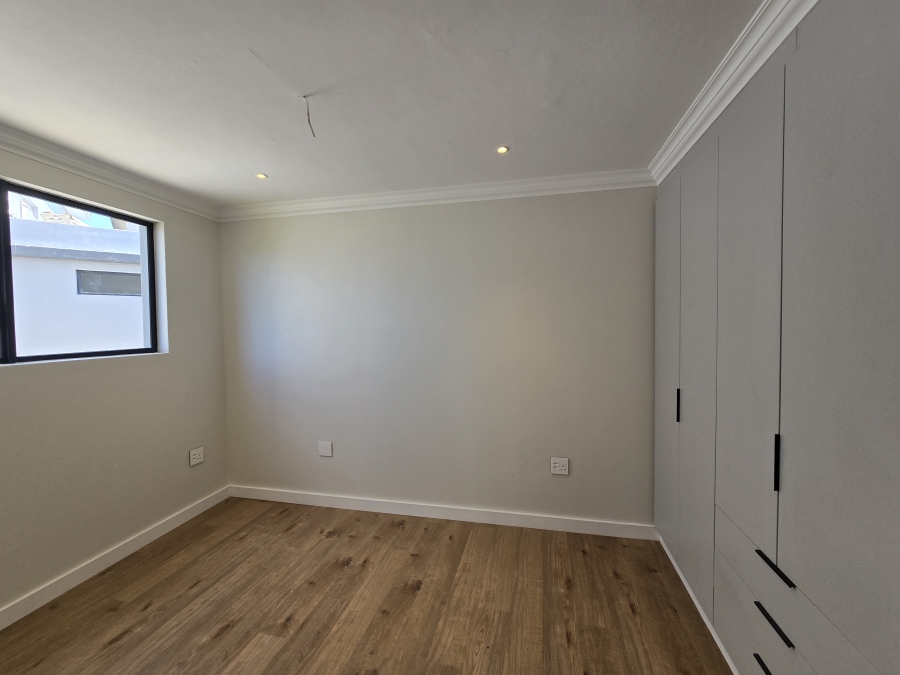4 Bedroom Property for Sale in New Salt Rock City KwaZulu-Natal