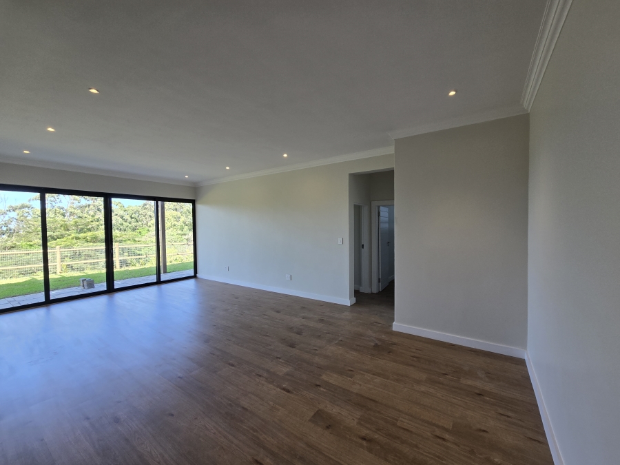 4 Bedroom Property for Sale in New Salt Rock City KwaZulu-Natal