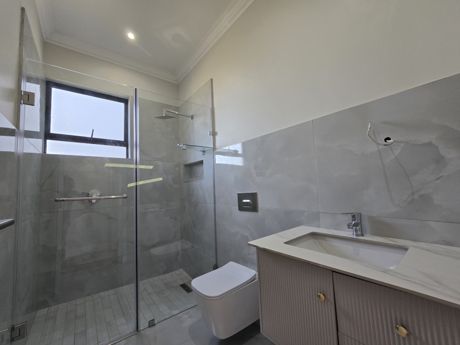 4 Bedroom Property for Sale in New Salt Rock City KwaZulu-Natal