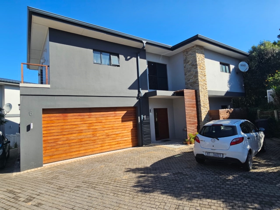 3 Bedroom Property for Sale in New Salt Rock City KwaZulu-Natal