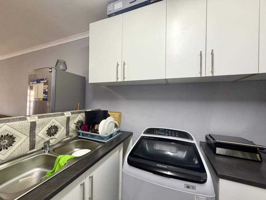2 Bedroom Property for Sale in Arboretum KwaZulu-Natal