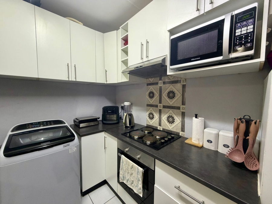 2 Bedroom Property for Sale in Arboretum KwaZulu-Natal