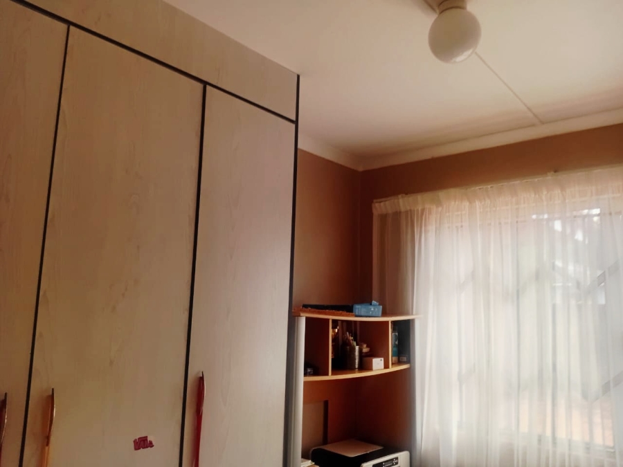 3 Bedroom Property for Sale in Honeydale KwaZulu-Natal