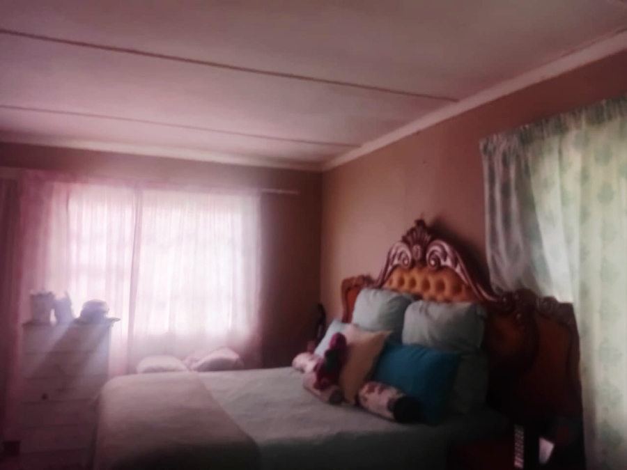 3 Bedroom Property for Sale in Honeydale KwaZulu-Natal