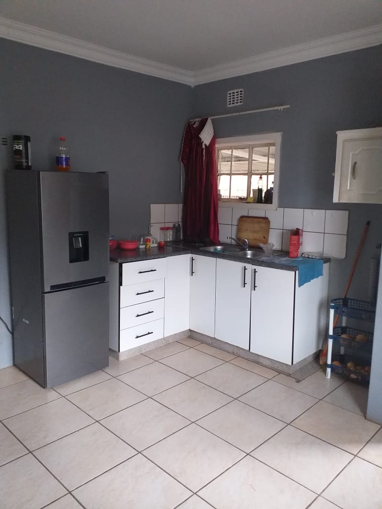 To Let 3 Bedroom Property for Rent in Napierville KwaZulu-Natal