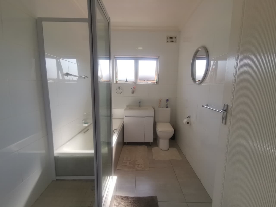 4 Bedroom Property for Sale in Escombe KwaZulu-Natal