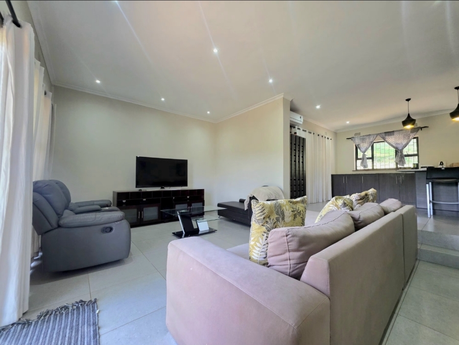 4 Bedroom Property for Sale in Amanzimtoti KwaZulu-Natal
