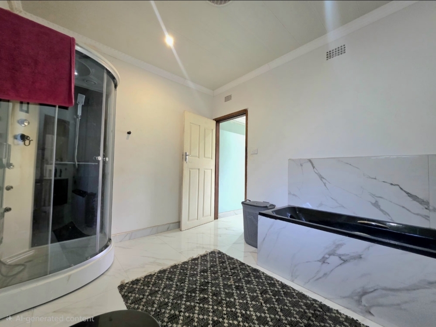 4 Bedroom Property for Sale in Amanzimtoti KwaZulu-Natal