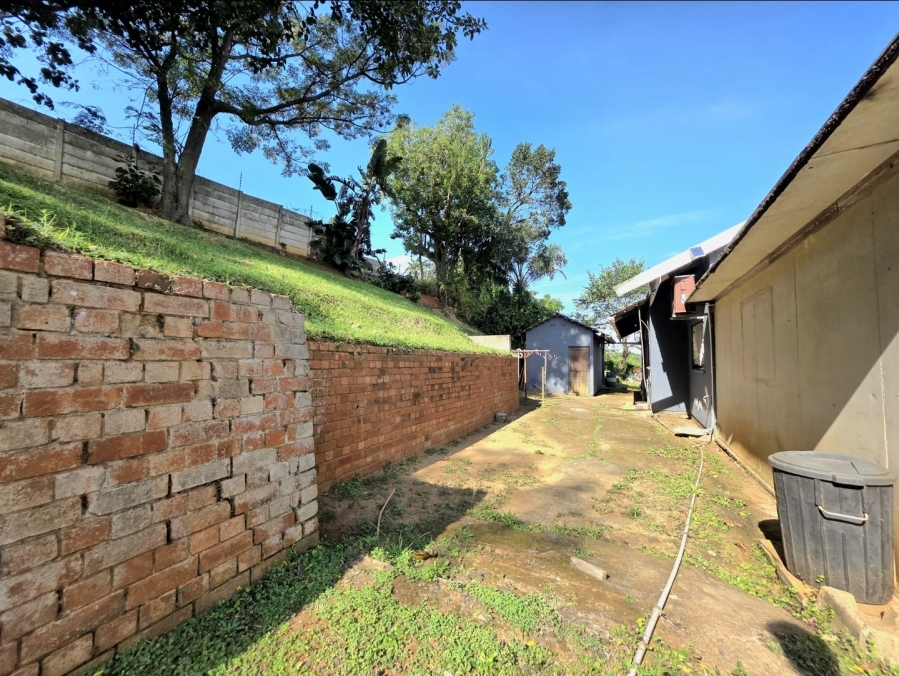 4 Bedroom Property for Sale in Amanzimtoti KwaZulu-Natal