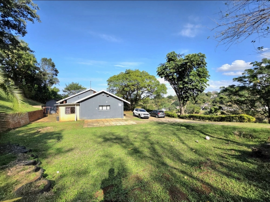 4 Bedroom Property for Sale in Amanzimtoti KwaZulu-Natal