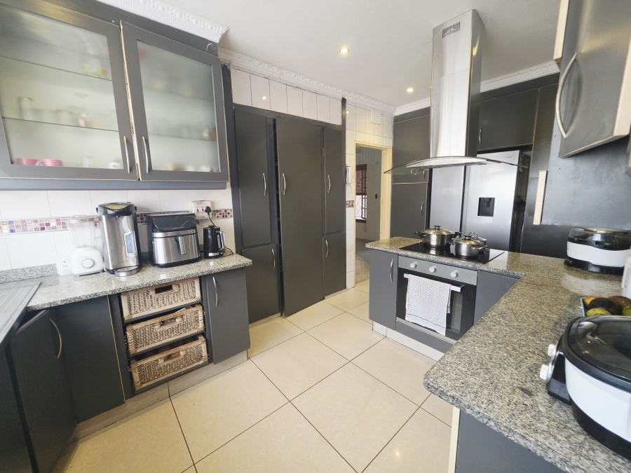 4 Bedroom Property for Sale in Grantham Park KwaZulu-Natal