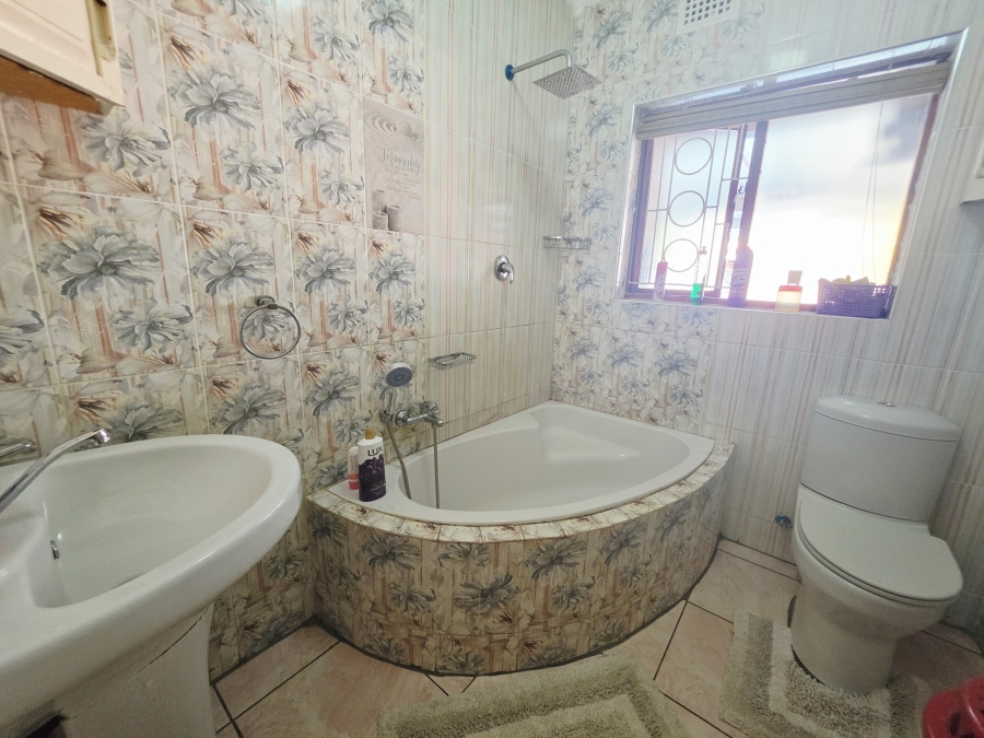 4 Bedroom Property for Sale in Grantham Park KwaZulu-Natal